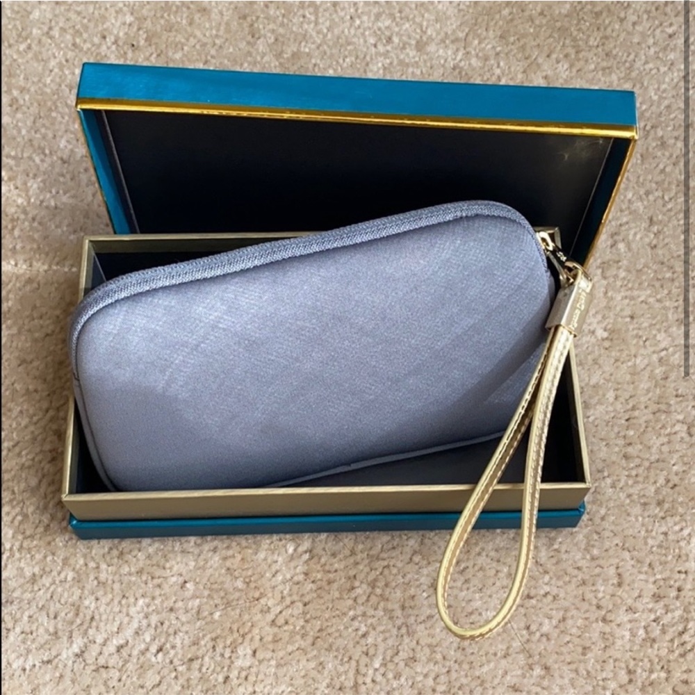 Rustic Cuff Wristlet - Picture 2 of 5